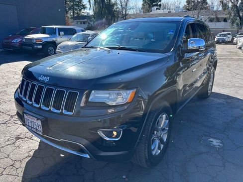Used 2014 Jeep Grand Cherokee Limited w/ Luxury Group II image 6