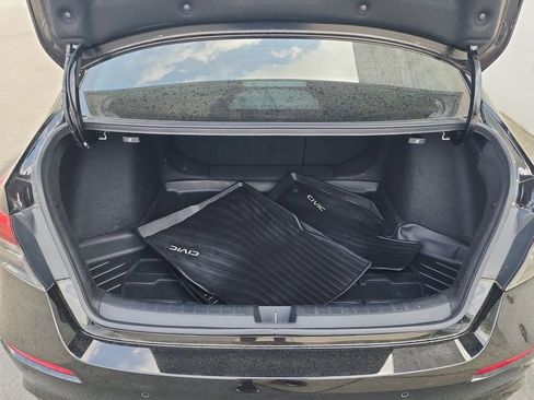 Used 2024 Honda Civic Touring image 25