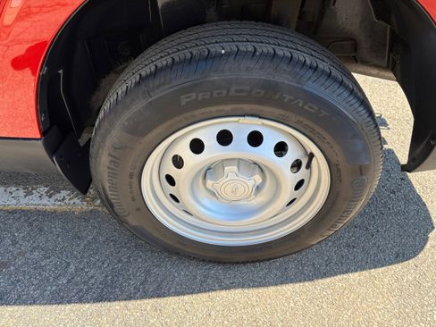 Used 2024 Ford Maverick XL image 6