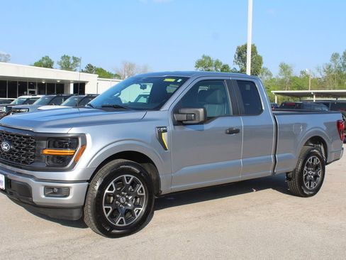 Used 2024 Ford F150 STX image 2