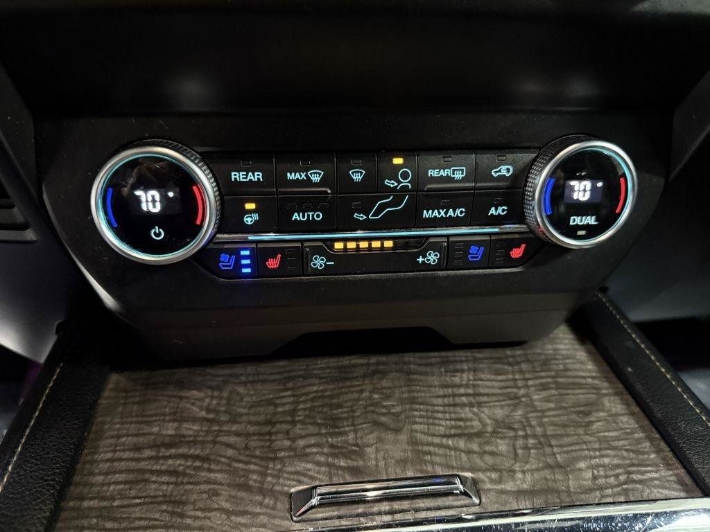 Used 2019 Ford Expedition Max Limited AWD/4WD image 22