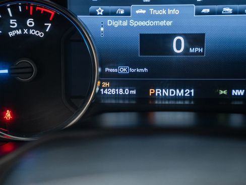 Used 2015 Ford F150 Lariat w/ Equipment Group 501A Mid image 50