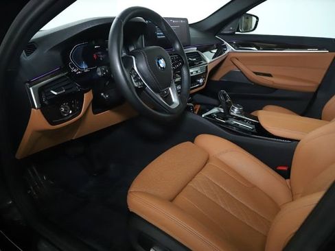 Certified 2023 BMW 530e xDrive 530e iPerformance w/ Premium Package image 17