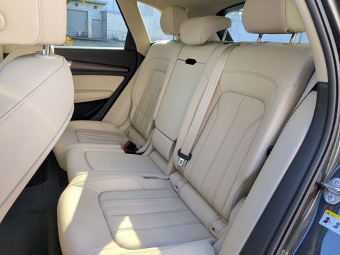 Certified 2023 Audi Q5 2.0T Premium w/ Convenience Package image 31