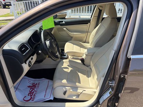 Used 2013 Volkswagen Jetta TDI FWD image 15