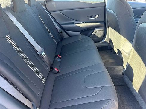Certified 2023 Hyundai Elantra SEL w/ Convenience Package image 23