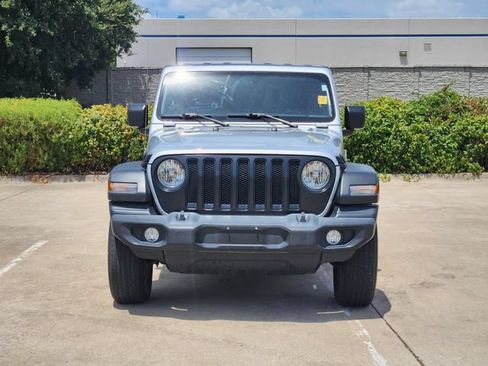 Used 2022 Jeep Wrangler Unlimited Sport AWD/4WD image 2