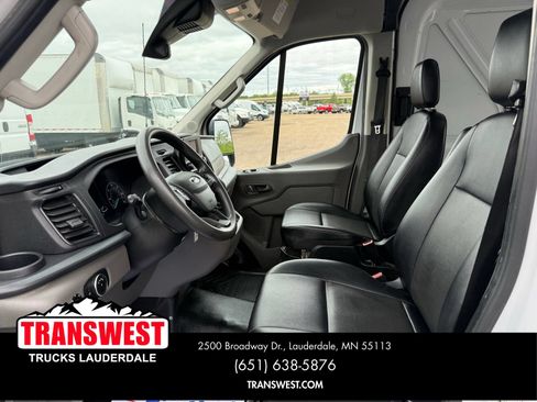 Used 2024 Ford Transit 250 148 High Roof AWD image 5