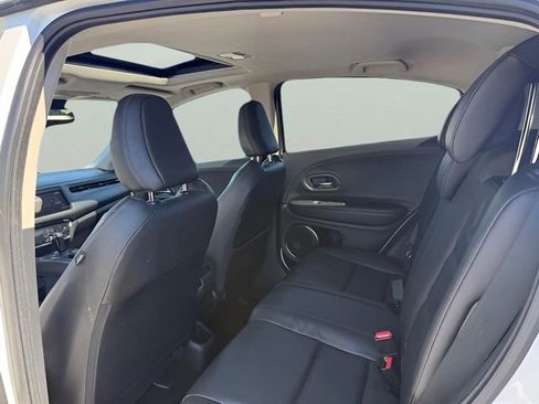 Used 2019 Honda HR-V EX-L image 16