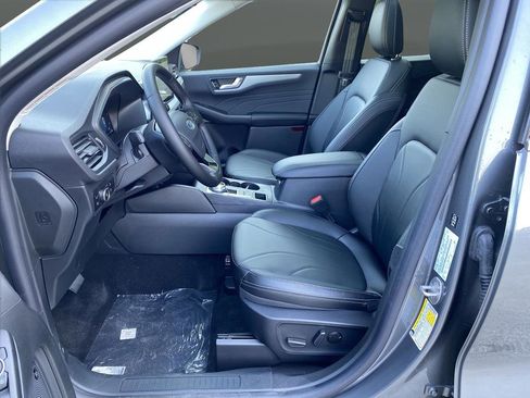 New 2025 Ford Escape Base w/ PHEV Premium Package image 4