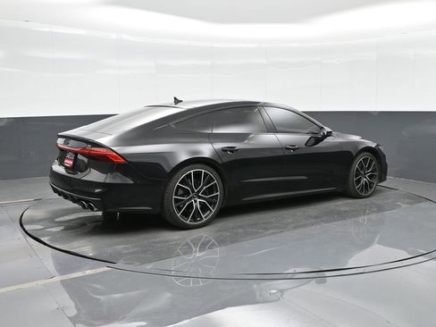 Used 2022 Audi S7 Prestige w/ Prestige Package image 2