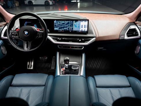 Used 2023 BMW XM image 44