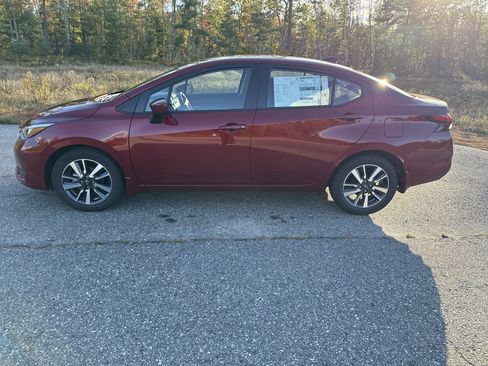 New 2025 Nissan Versa SV w/ Trunk Package image 2