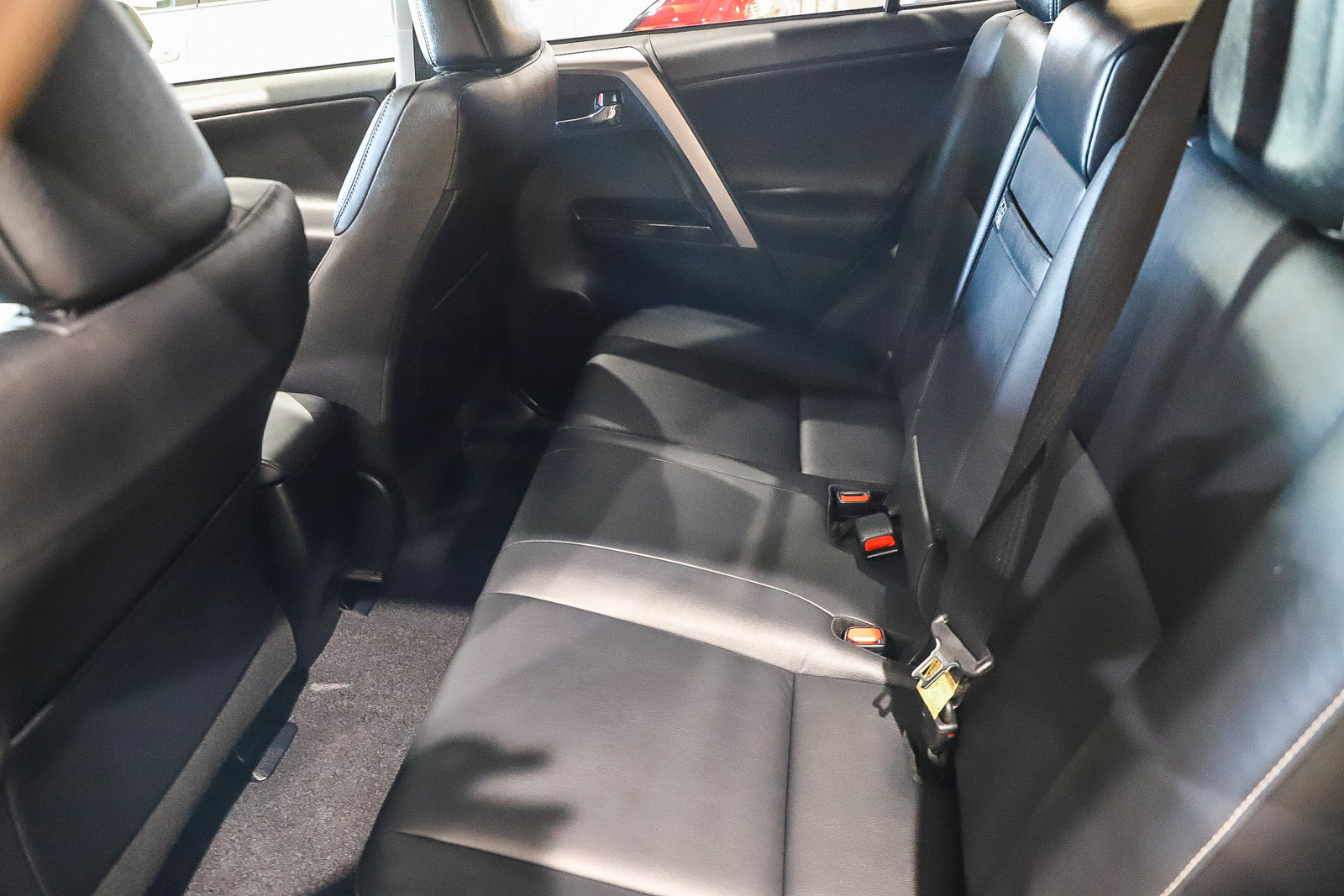 Certified 2017 Toyota RAV4 Limited w/ Advanced Technology Package AWD/4WD image 19