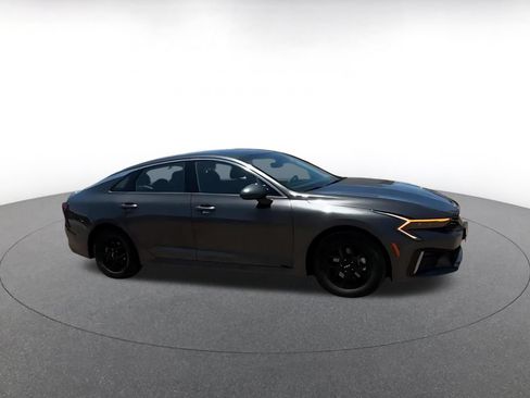 Used 2025 Kia K5 LXS FWD image 2