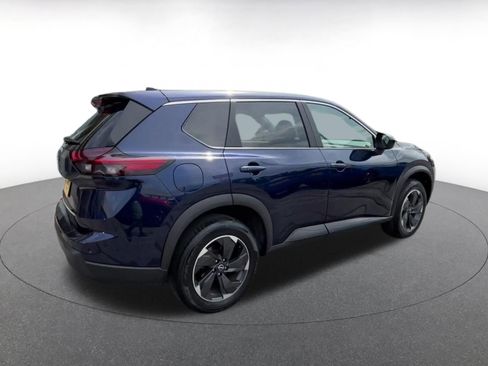Used 2025 Nissan Rogue SV FWD image 15