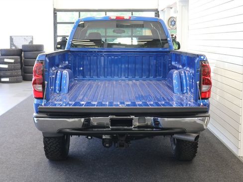 Used 2004 Chevrolet Silverado 2500 LT w/ Skid Plate Package AWD/4WD image 15