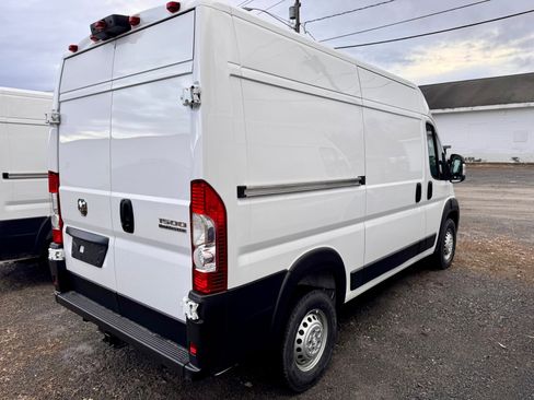 New 2026 RAM ProMaster 1500 w/ Convenience Group image 4
