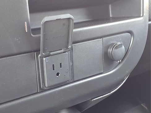 Used 2024 Chevrolet Express 2500 w/ Driver Convenience Package RWD image 15