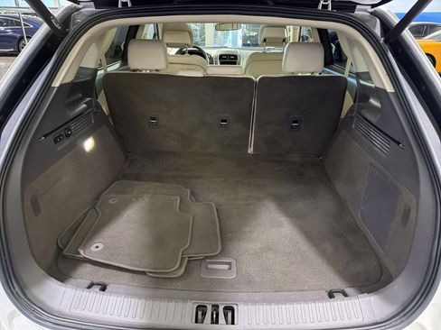 Used 2018 Lincoln MKX Reserve AWD/4WD image 32