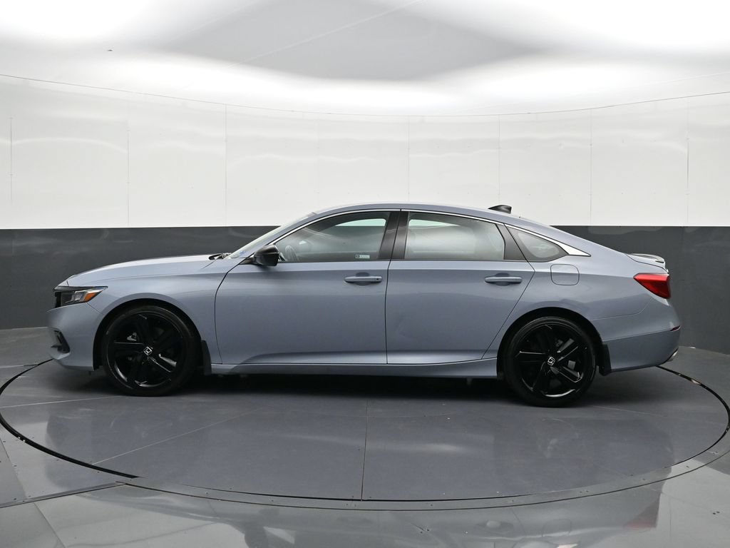 Used 2022 Honda Accord Sport image 2