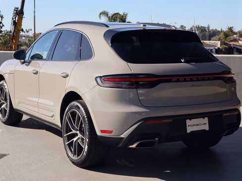 New 2026 Porsche Macan image 3