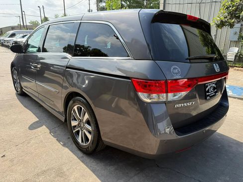 Used 2014 Honda Odyssey Touring image 5