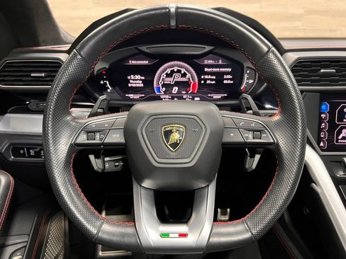 Used 2019 Lamborghini Urus image 24