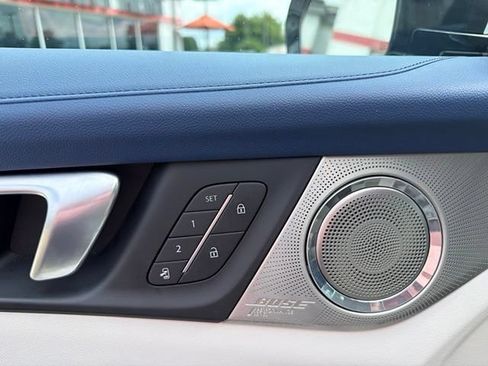 Used 2025 Buick Enclave Avenir w/ Super Cruise Package FWD image 8