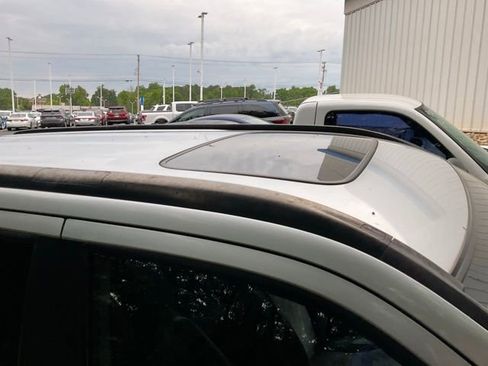 Used 2004 Honda CR-V EX image 3