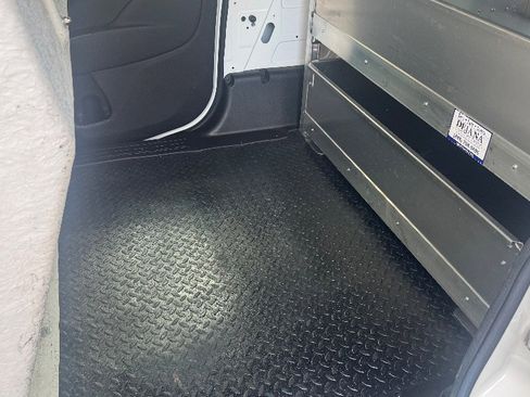 Used 2019 RAM ProMaster City Tradesman SLT image 11
