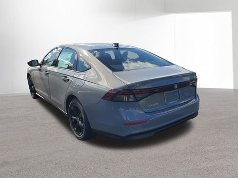 New 2025 Honda Accord SE image 14
