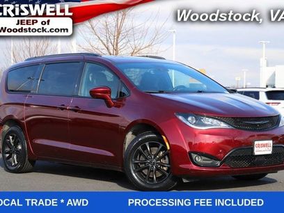Used 2020 Chrysler Pacifica Touring-L w/ Advanced Safetytec Group