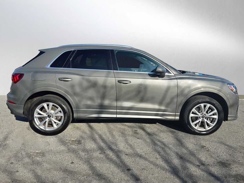 Used 2024 Audi Q3 2.0T Premium Plus image 2