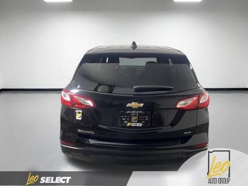 Used 2021 Chevrolet Equinox LS w/ LS Convenience Package AWD/4WD image 6