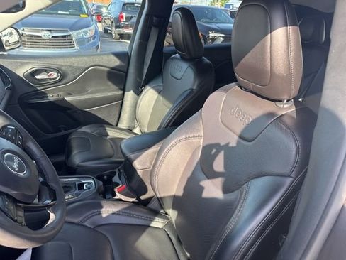 Used 2023 Jeep Cherokee Altitude Lux image 12