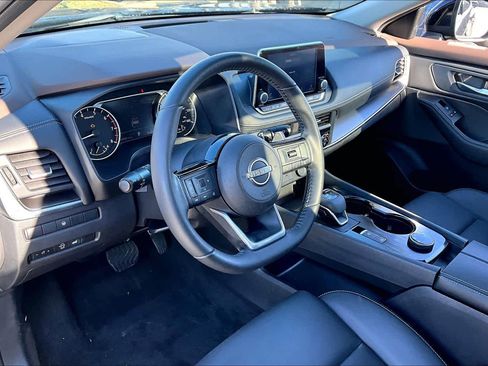 Certified 2023 Nissan Rogue SV w/ SV Premium B Package image 16