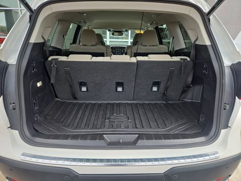 Used 2025 Subaru Ascent Premium w/ Premium Package image 29
