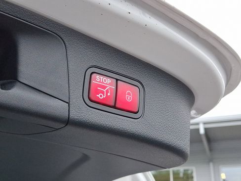 Used 2026 Mercedes-Benz GLA 250 4MATIC image 9