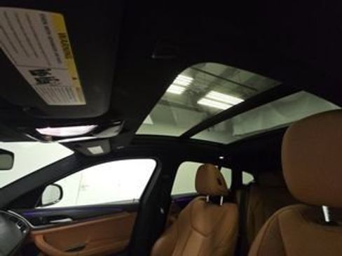 Used 2023 BMW X4 xDrive30i w/ M Sport Package image 3