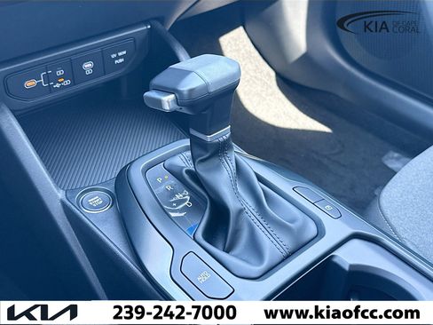 New 2025 Kia K4 LXS image 26