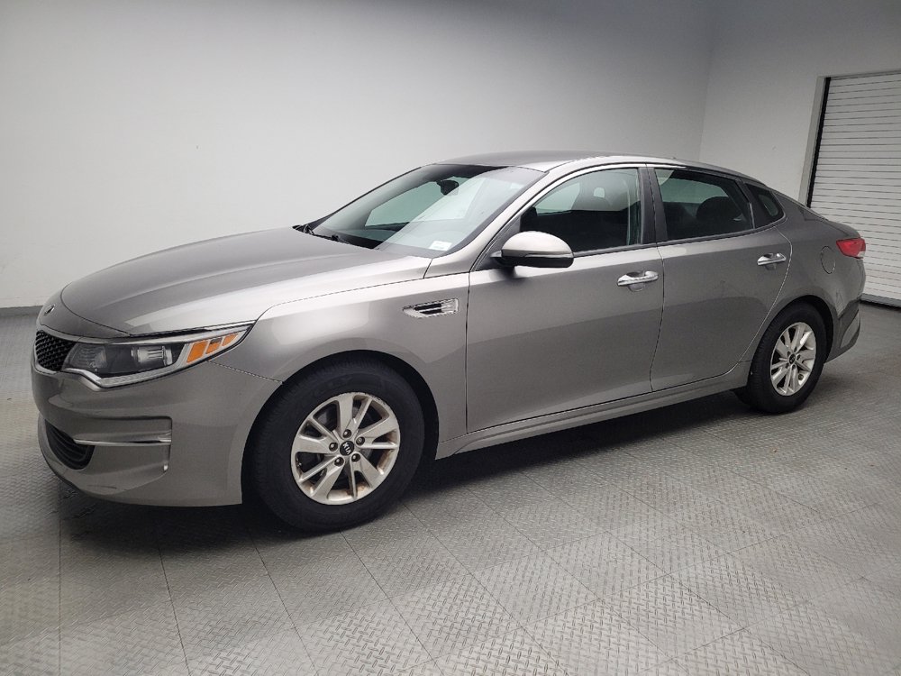 Used 2016 Kia Optima LX w/ LX Convenience Package FWD image 2