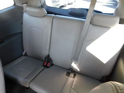 Used 2014 Chevrolet Traverse LTZ image 15