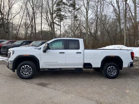 Used 2025 GMC Sierra 3500 Pro image 3