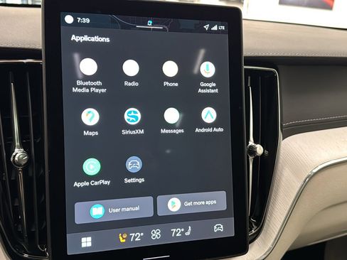 New 2026 Volvo XC60 B5 Ultra w/ Protection Package Premier image 17