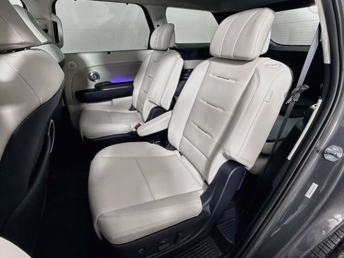 Used 2026 Hyundai Palisade Calligraphy FWD image 32