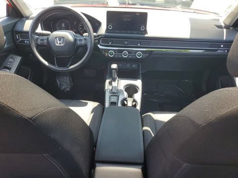 Certified 2022 Honda Civic EX image 9