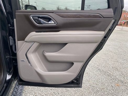 Used 2021 Chevrolet Tahoe Z71 w/ Z71 Signature Package image 20