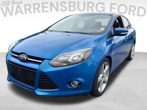 Used 2013 Ford Focus Titanium w/ Titanium Handling Pkg FWD image 3