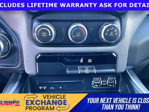 Used 2019 RAM 1500 Big Horn AWD/4WD image 26